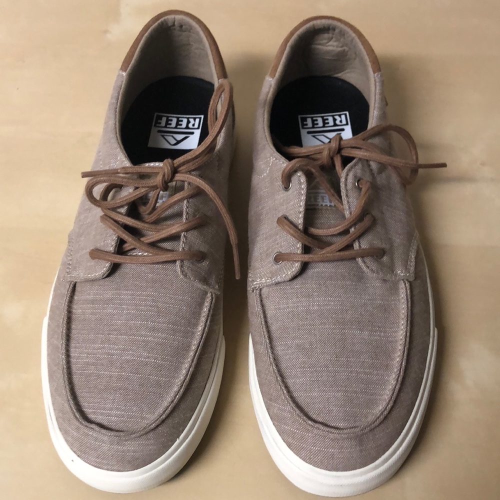 Reef men’s casual shoes like new